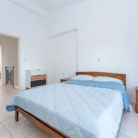 Summer Maisonette Holiday home