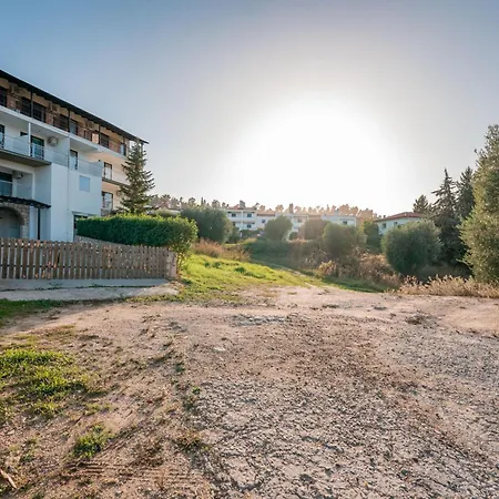 Summer Maisonette Holiday home