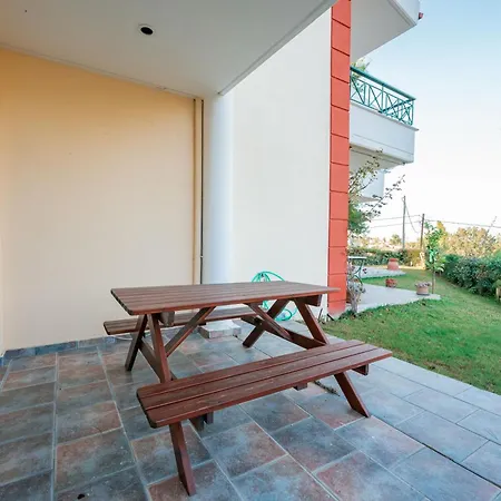 Дом отдыха Summer Maisonette